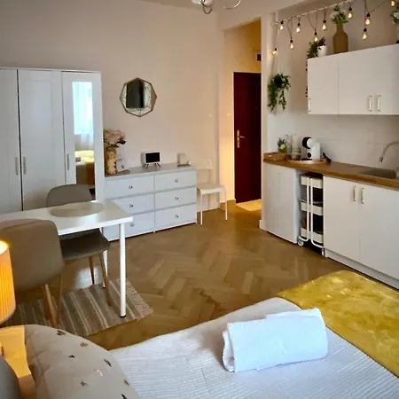 Apartment 68 Centrum Warsaw